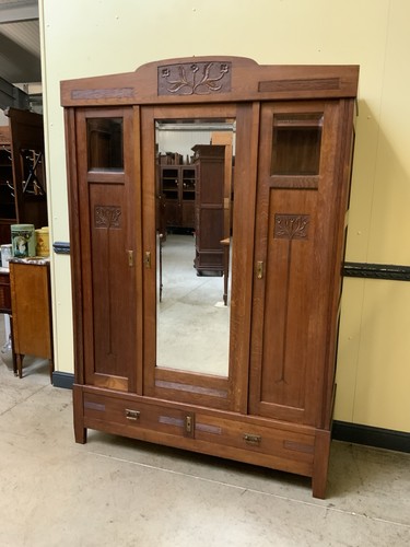Antik kleiderschrank - antik,