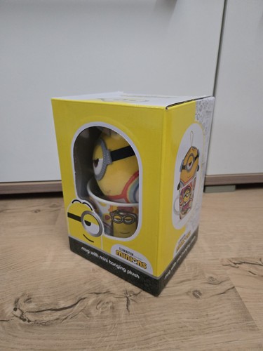Minion tasse mit plüschtier - minion,
