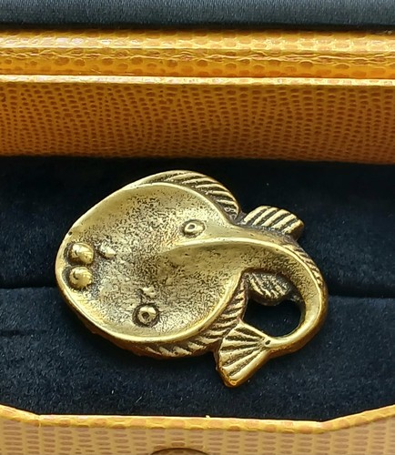Kalevala koru kampela - kalevala, 'kampela'