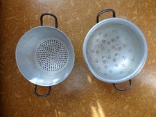 2 alte Aluminium Küchensiebe ,Seiher Vintage 25+27 cm