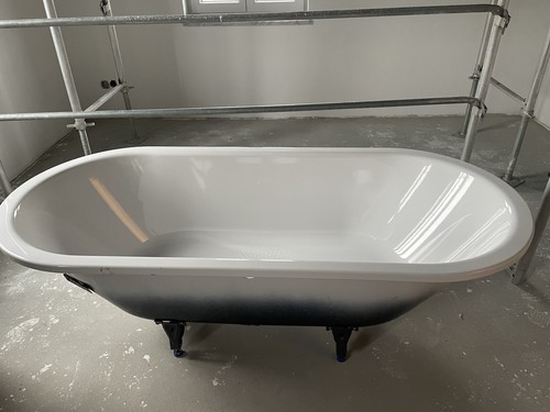 Badewanne oval aus eisen - badewanne,