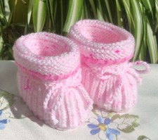 Babyschuhe gestrickt rosa Mädchen Strickschuhe Geburt Geschenk Söckchen Baby