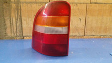 FORD MONDEO I KOMBI (BNP) Rückleuchte links mit Lampenträger 1119441