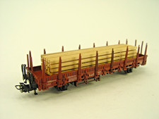 Rungenwagen mit Balkenholz