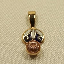 kleiner russischer Spinell