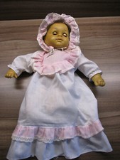 Alte Puppe, Liegepuppe im Taufkleid 1950er Jahre
