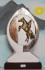 Reitergeschenk Pokal, Ehrenpreis Statue m. Springpferd + Sockel 31 cm NEU %%%!