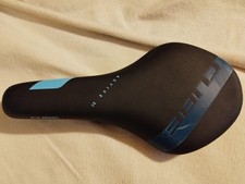 cube Sattel blau 12-14cm je