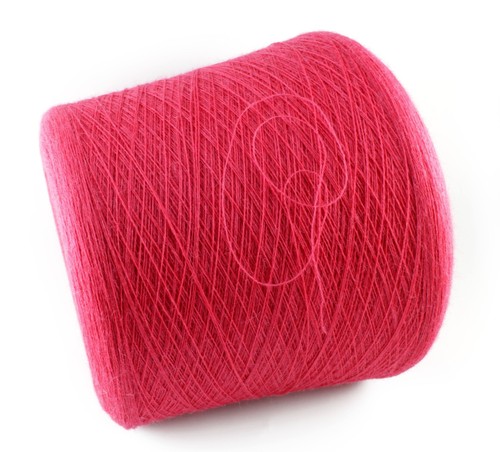 100g lace alpakawolle - 80€/kg,