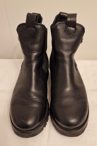Schwarze chelsea boots von - schwarze,