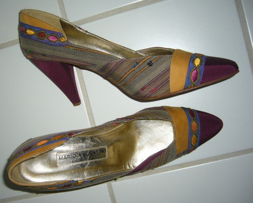 Valentino mario - by,