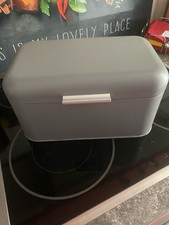 Schöner kleiner Brotkasten Metall Grau
