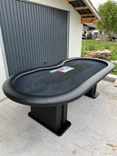 Maßgefertigter Pokertisch mit Dealer Eingang Chips Tablett Lederbeine für 10 Spieler