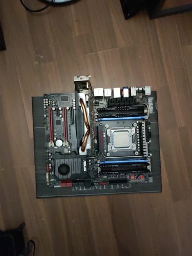 Asus rampage xtr m - iv,