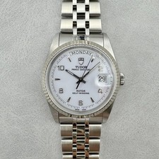 Tudor Prince Date Day 76214