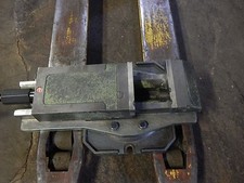 Maschinenschraubstock  740 /