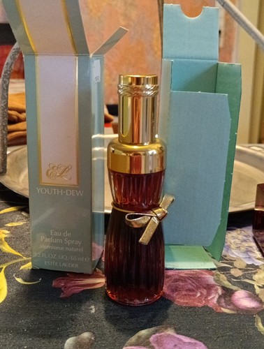 Estee lauder youth - estee,