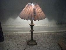 Tischleuchte Messingfuß & Spitzfaltenschirm Look!