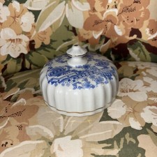 FINE PORCELAIN TUPPACK