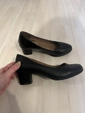 Stewardess Flugbegleiter Schuhe, Pumps getragen