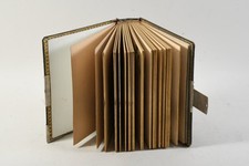 C25Z43- Album mit Fotografien teils lithographierte Buchseiten Anfang 20.Jh