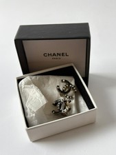 Chanel CC Ohrclips - CC-Logo mit Perlen & Strass 2x2cm in schwarz weiß 