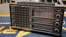 GRUNDIG Satellit 2100 Weltempfänger Kofferradio DEFEKT ZUR REVISION!!!