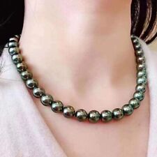 Schwarz-Grüne Halskette Perlenkette Collier Perlen Muschelkernperlen Weihnachten