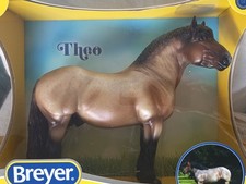 Breyer Modellpferd Theo #1843