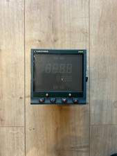 Eurotherm Regler 2404 mit Optionsplatine analoger Eingang 0-10VDC