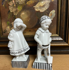 Goebel Biskuitporzellanfigur