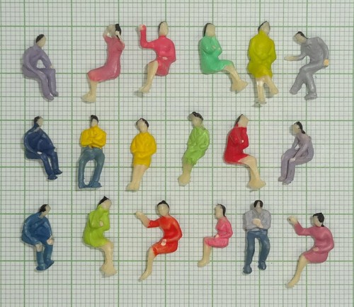 100 stück figuren sitzend - 100, h0