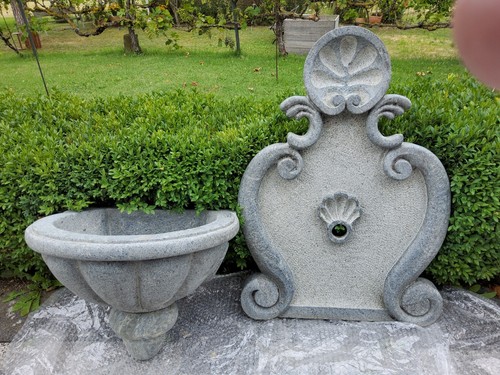 Zweiteiliger wandbrunnen - wandbrunnen, /