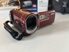 Sony Handycam DCR-SX30E Touchscreen Camcorder Zeiss Wie Neu 60x Optical Zoom Rot