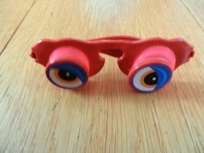 lustige Kinder Brille Scherzbrille wackelnde Augen Karneval Fasching rot