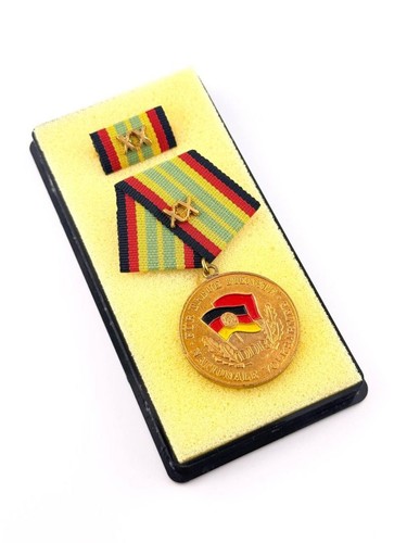 Ddr nva medaille - medaille, treue