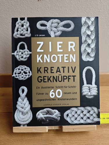 Zierknoten kreativ geknüpft