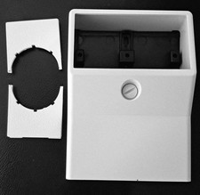 Hager Tehalit Geräteträger L2356 für Sockelleistenkanal SL 2050/2070