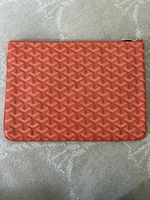 Goyard MM Pouch Goyardine