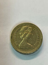 1 Pfund - One Pound 1983 Elizabeth II, seitliche Beschriftung falsch herum.