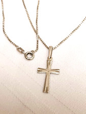 kurze Kette 38 cm, mit Kreuz