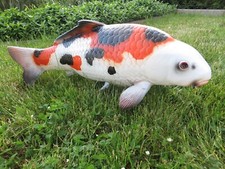 Koi lebensgross Dekofigur