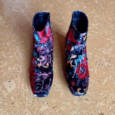 Gabor Stiefel Palace Flower