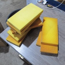 30 Stück Schwammgummi gerastert ca. 28 x 14 x 3 cm aus Lagerauflösung