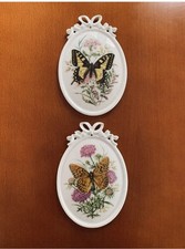 Königl. Pr. Tettau 2 Wandbilder Wertvolles Porzellan Atelier Schmetterling NEU