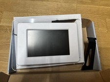 Digitaler 7" Bilderrahmen