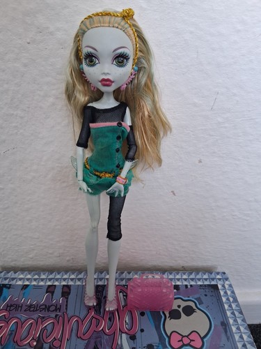Monster high puppe - monster,