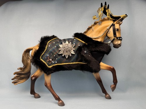 Breyer model horse - model,
