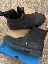 Kavat Polarn O. Pyret Kids Black Nubuck Chelsea Boots EU 32 - Side Zip & Elastic