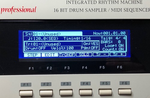 Akai mpc2000xl und mpc2000 - akai,